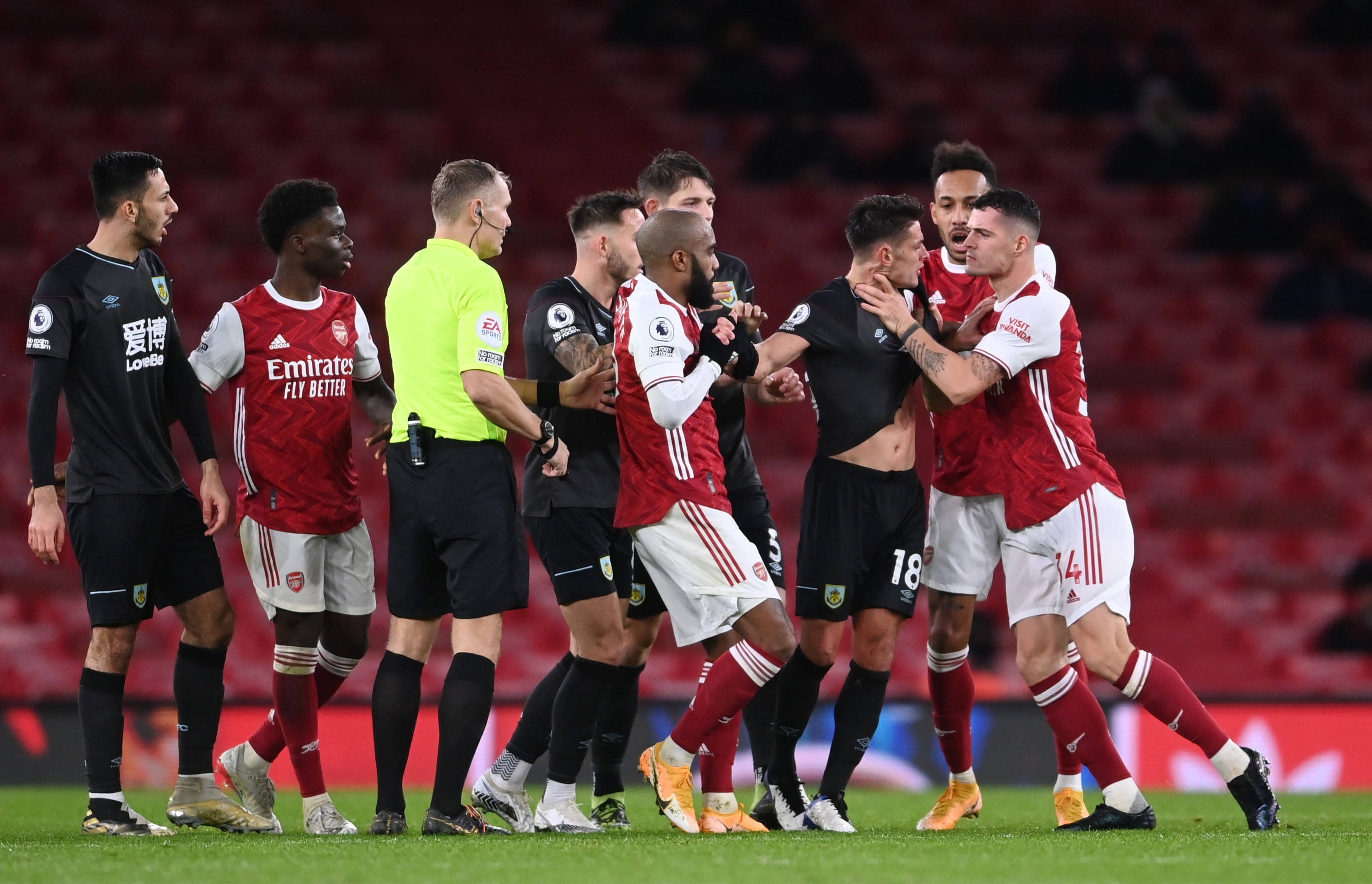 上表现吸引 上表现吸引